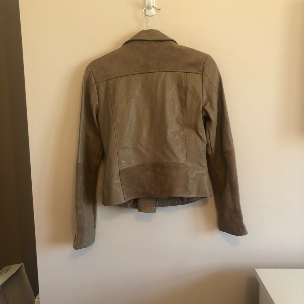 Jacket - Picture 3 of 3